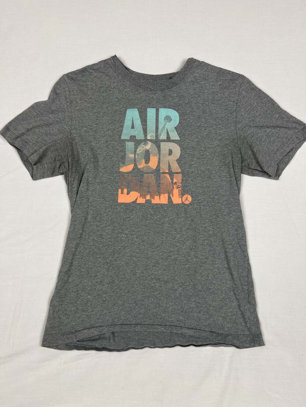 Nike Air Jordan Jumpman Classics Graphic T-Shirt Gray Medium